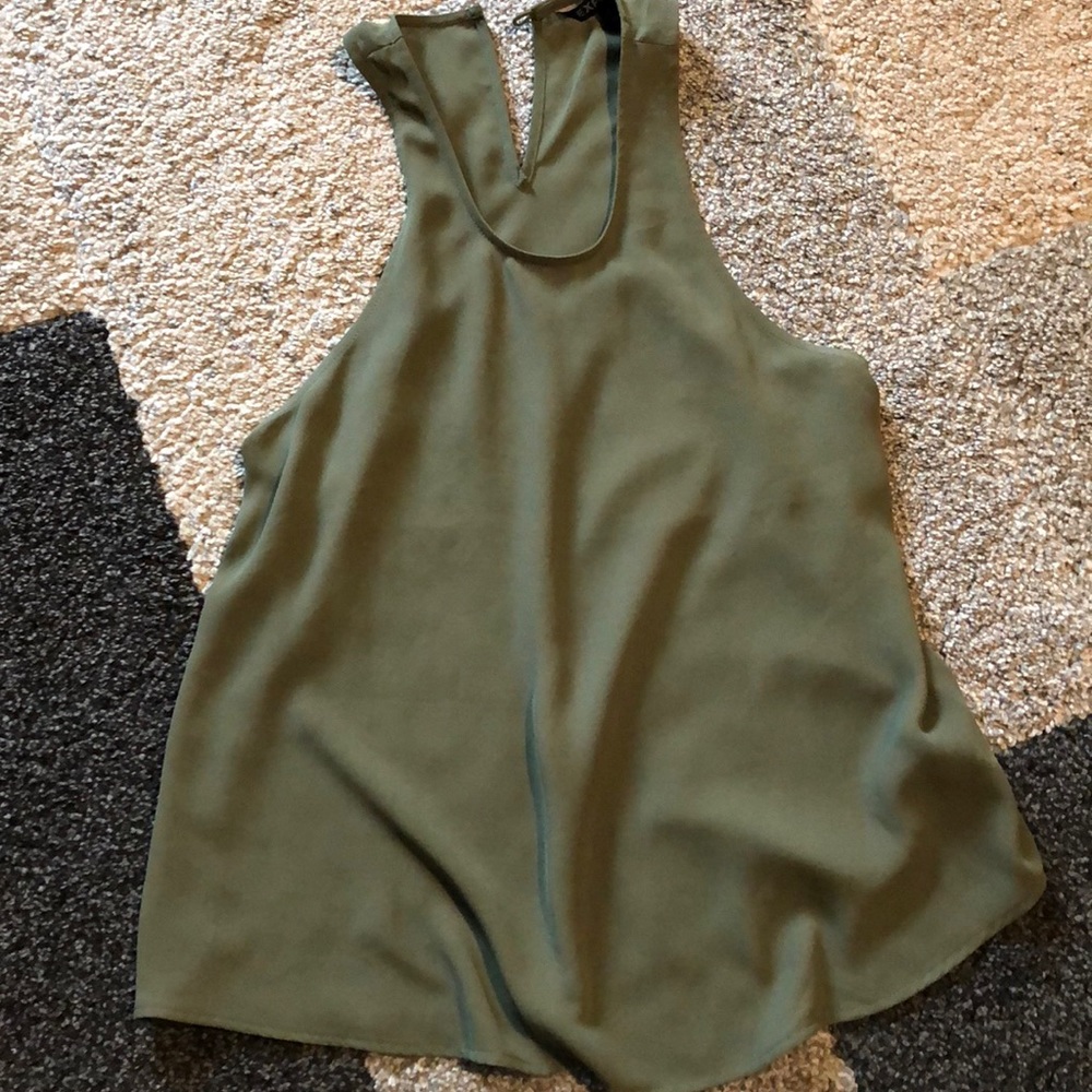 Express tank top